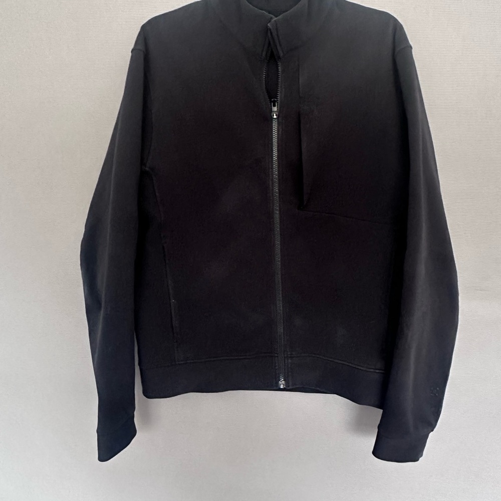 Lululemon Athletica Men’s XL Black Lightweight Jacket with Stand-Up Collar